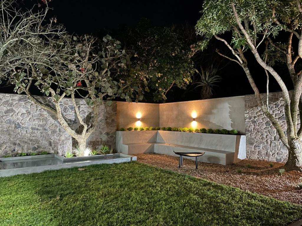 Gwahumbe Game & Spa Mid Illovo Exterior photo